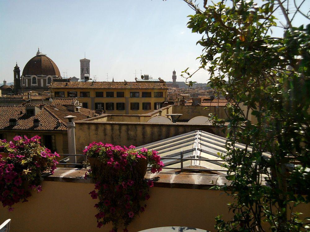 Hotel Bijou Roof Terrace Florenz Exterior foto